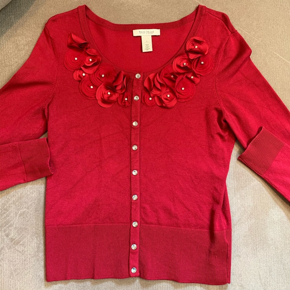 Red White House | Black Market Sweater